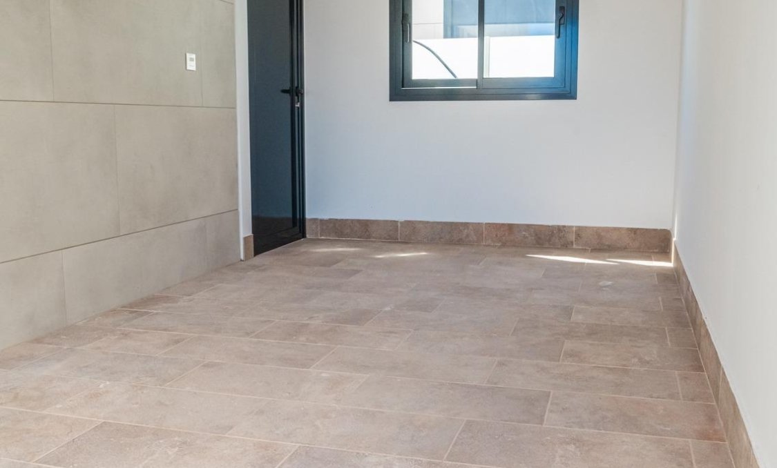 Obra nueva - villa -
