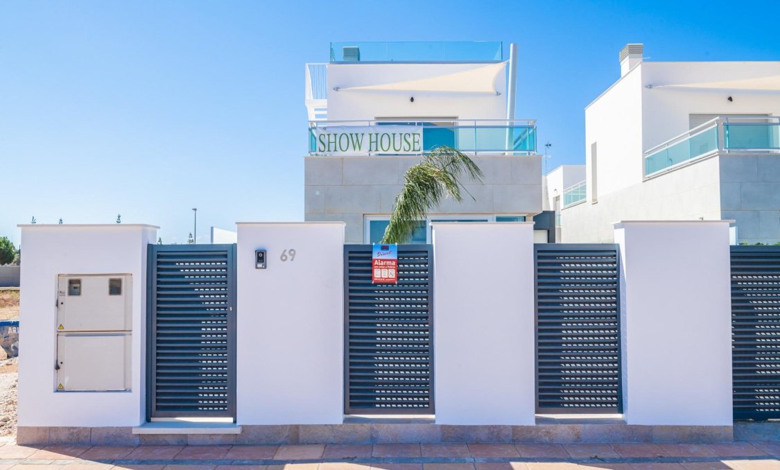 Obra nueva - villa -
