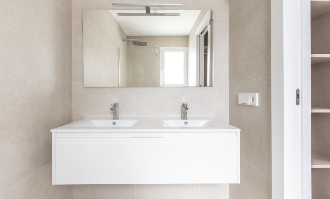 Nowy budynek - villa -
