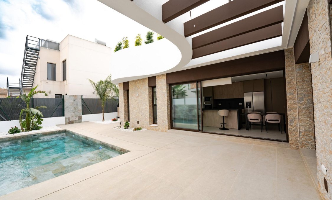 Obra nueva - villa -
