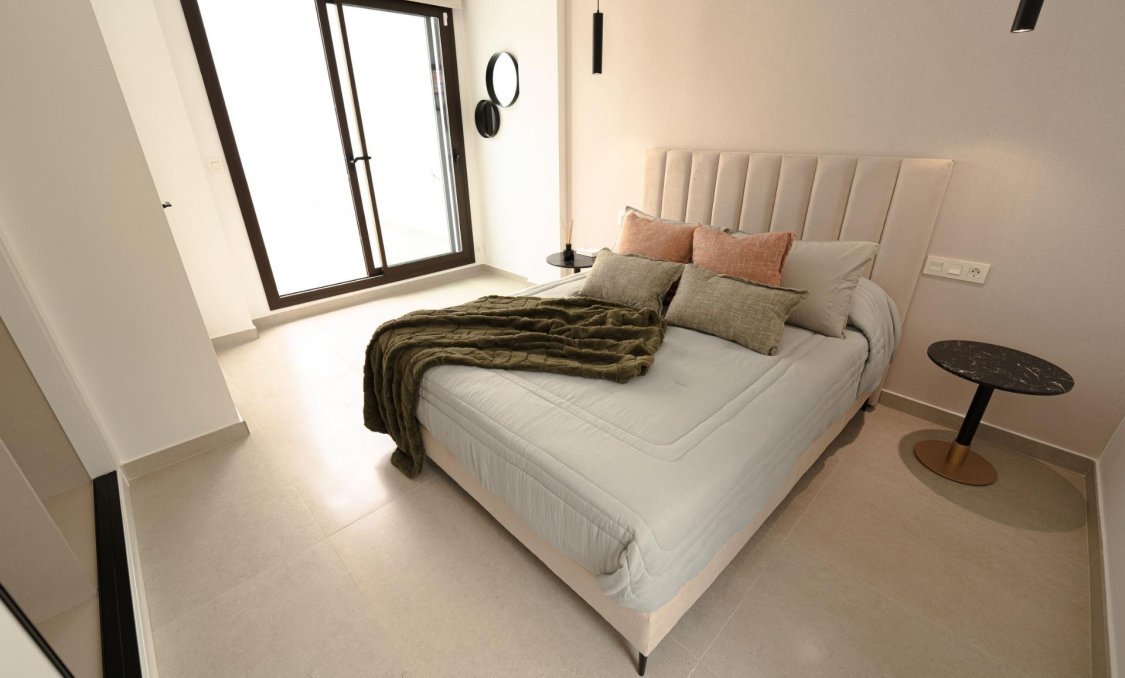 Obra nueva - villa -
