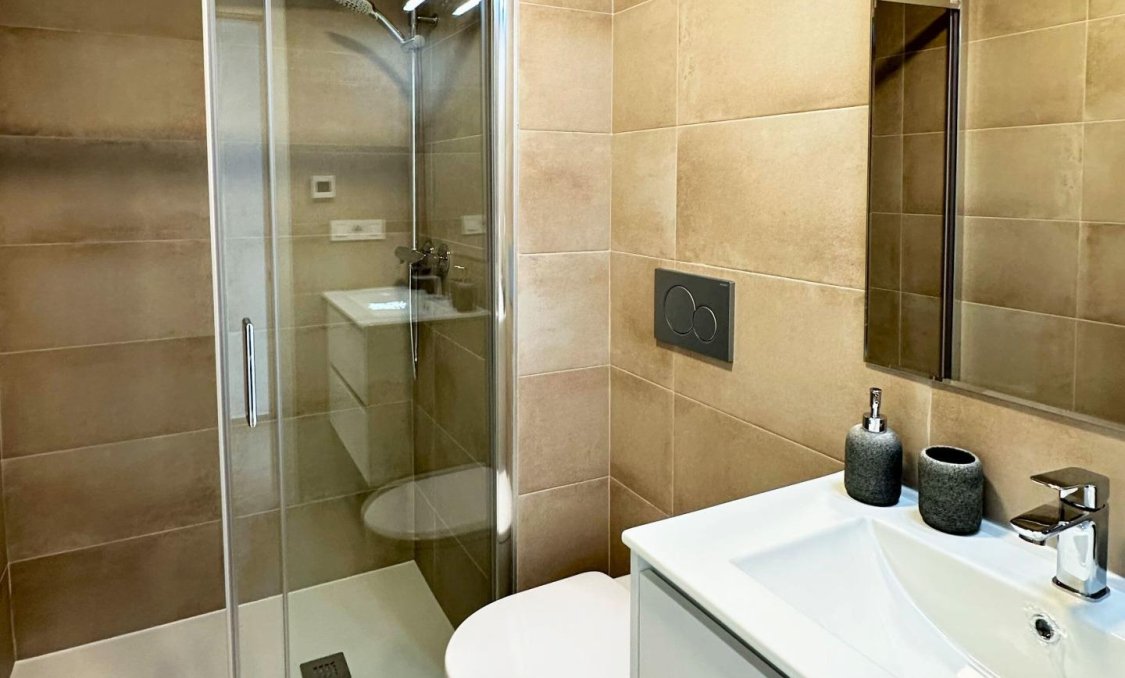 Nowy budynek - villa -
