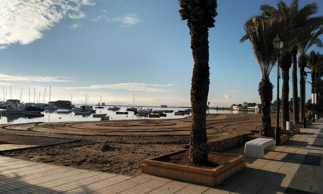 Obra nueva - villa -
