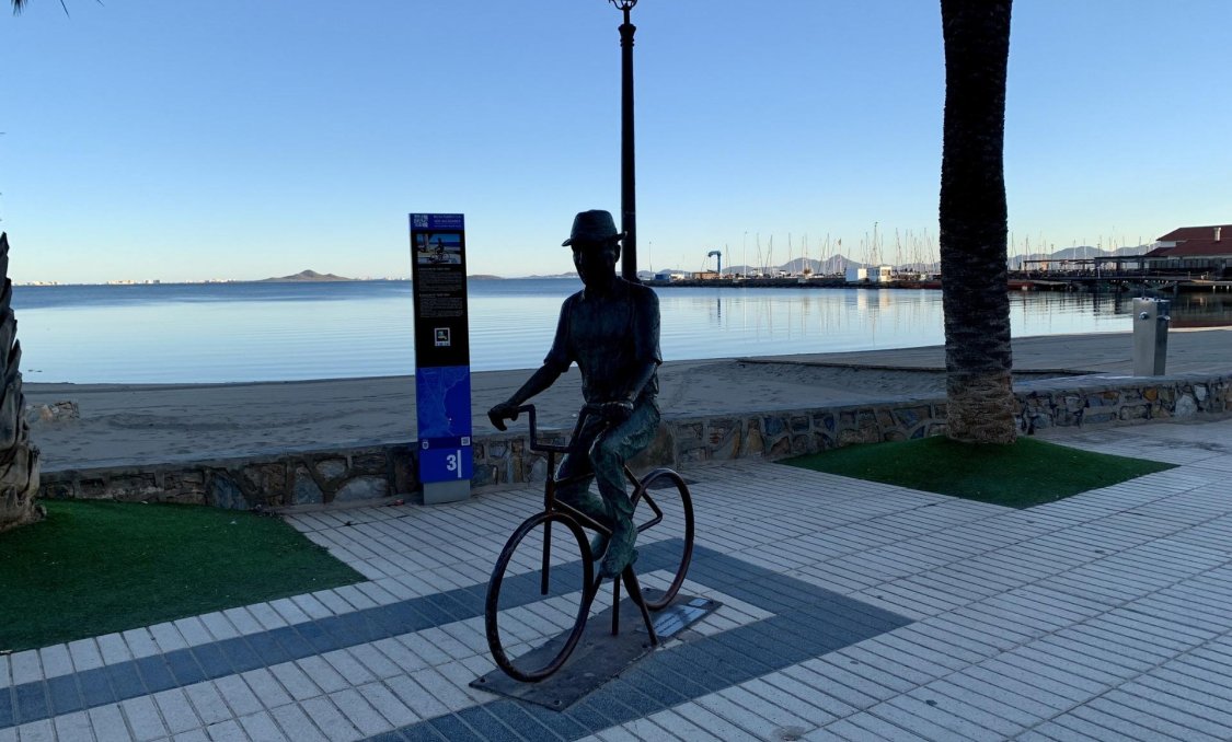 Nowy budynek - villa -
