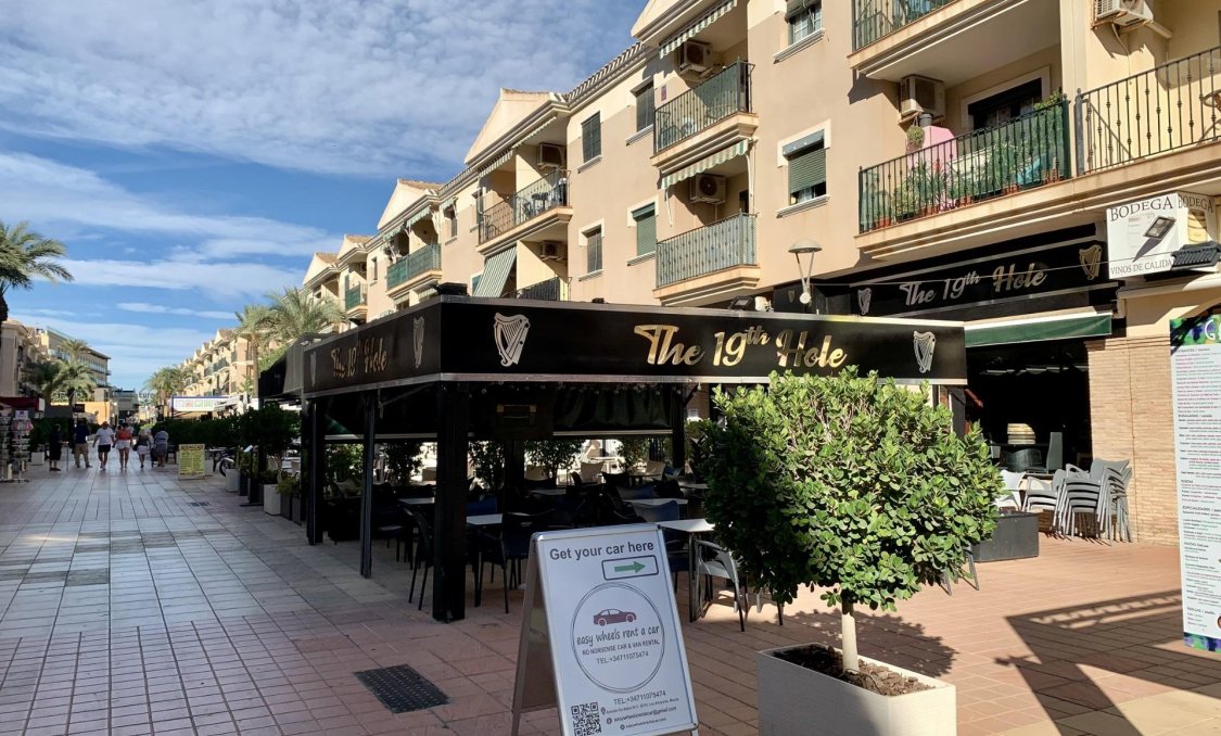 Nowy budynek - villa -
