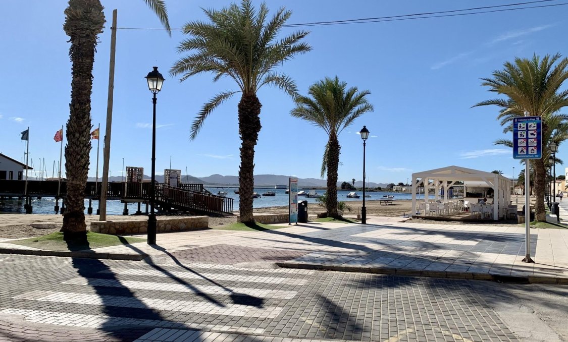 Nowy budynek - villa -
