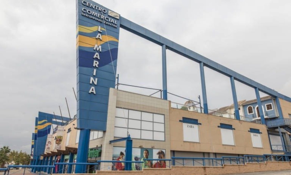 Obra nueva - villa -
