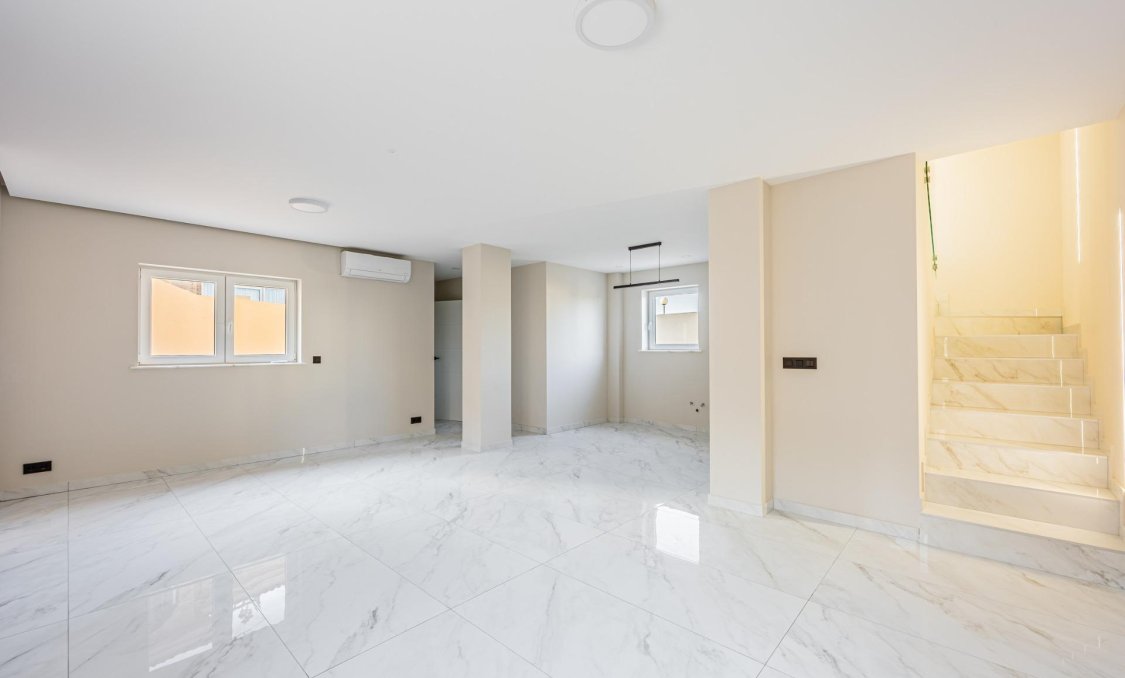 Nowy budynek - villa -
