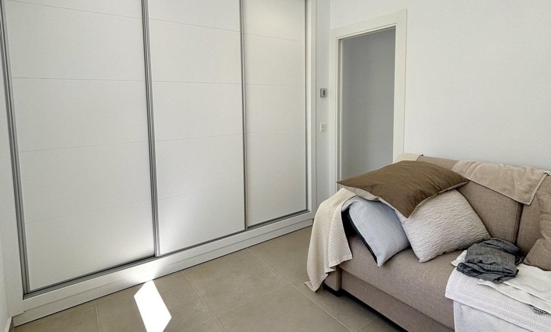 Nowy budynek - villa -
