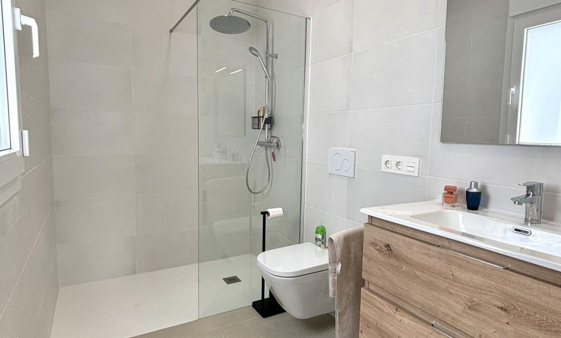 Nowy budynek - villa -
