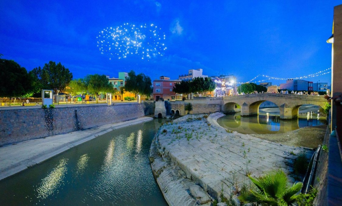 Nowy budynek - villa -
