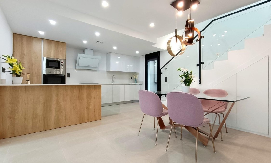 Obra nueva - villa -
