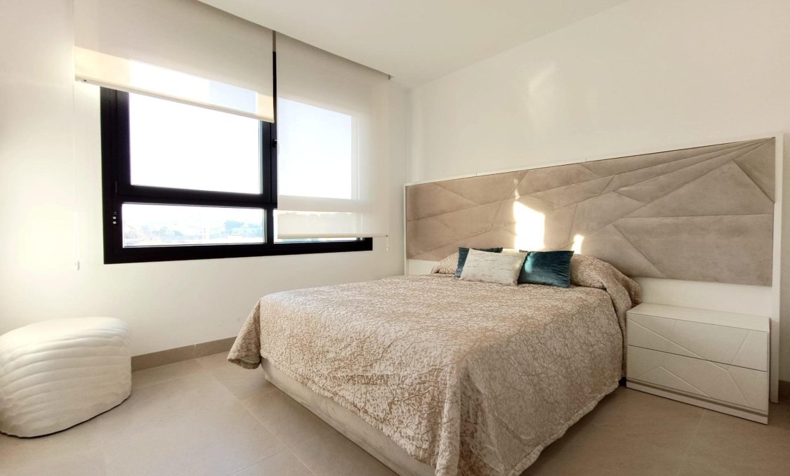 Obra nueva - villa -
