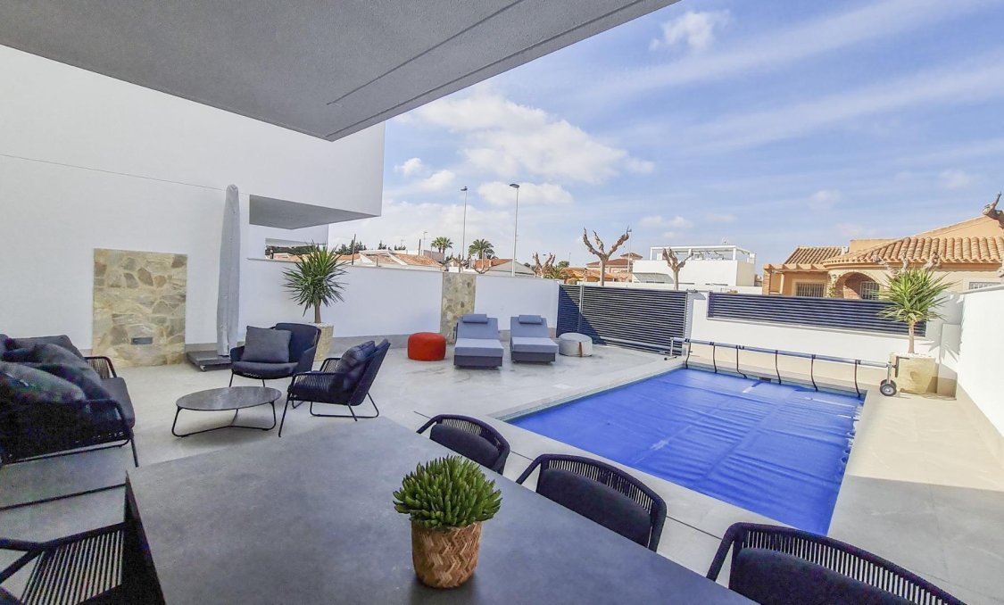 Nowy budynek - villa -
