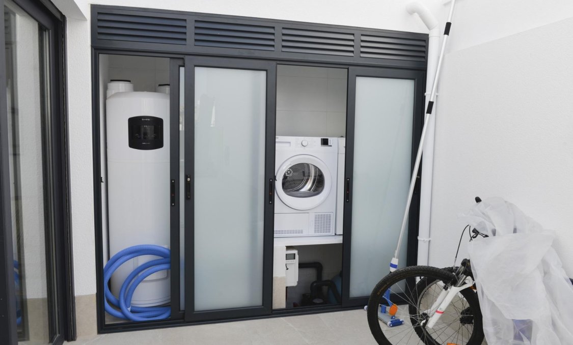 Nowy budynek - villa -
