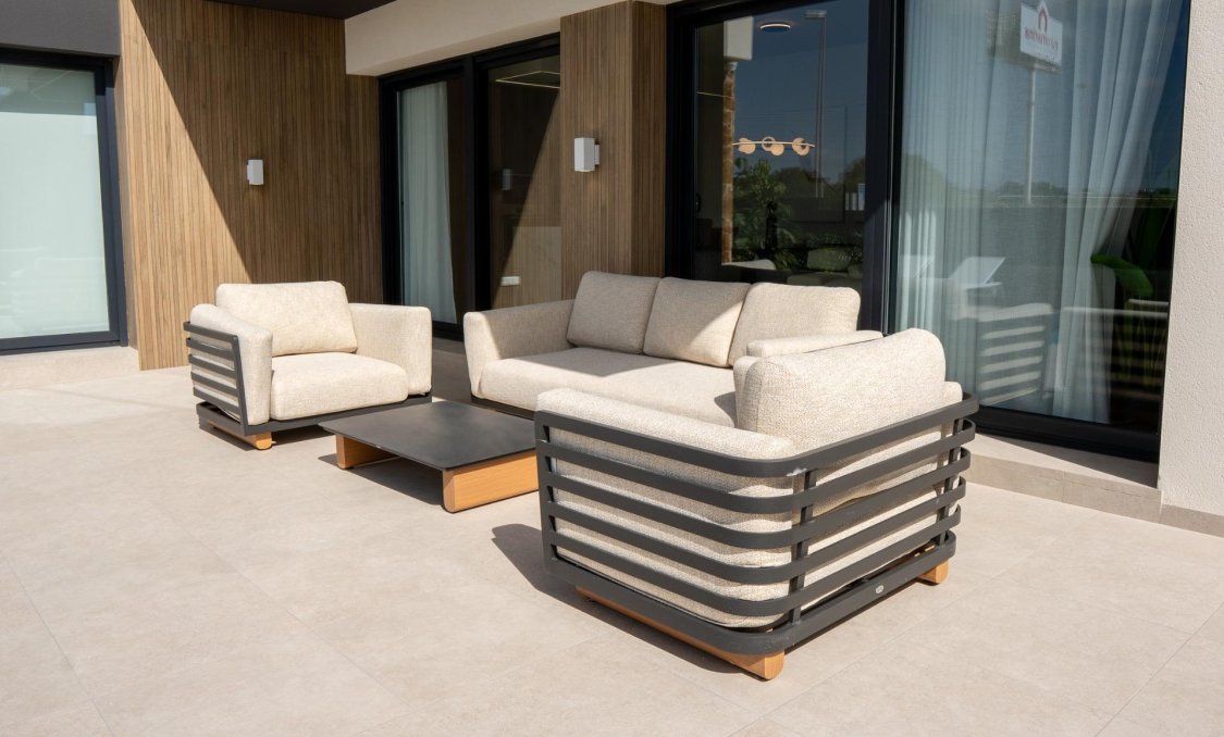 Nowy budynek - villa -
