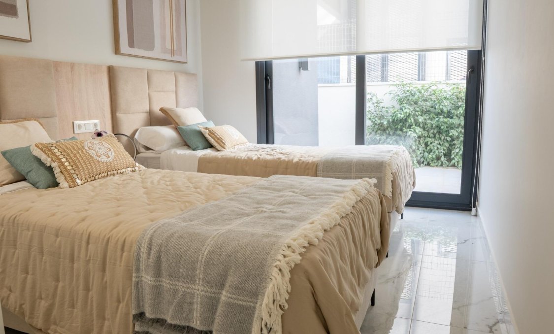 Obra nueva - villa -
