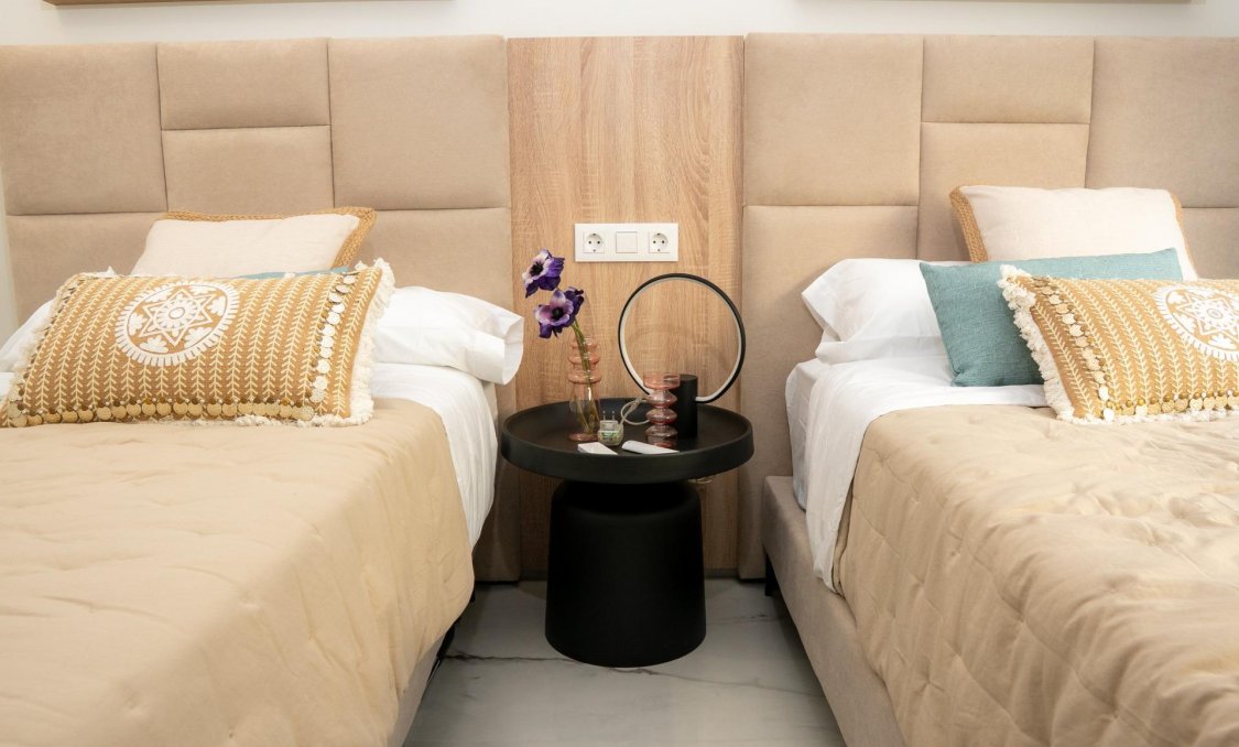 Obra nueva - villa -
