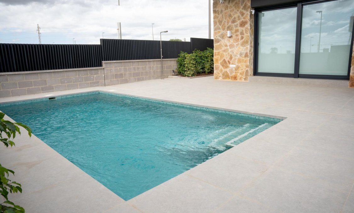 Obra nueva - villa -
