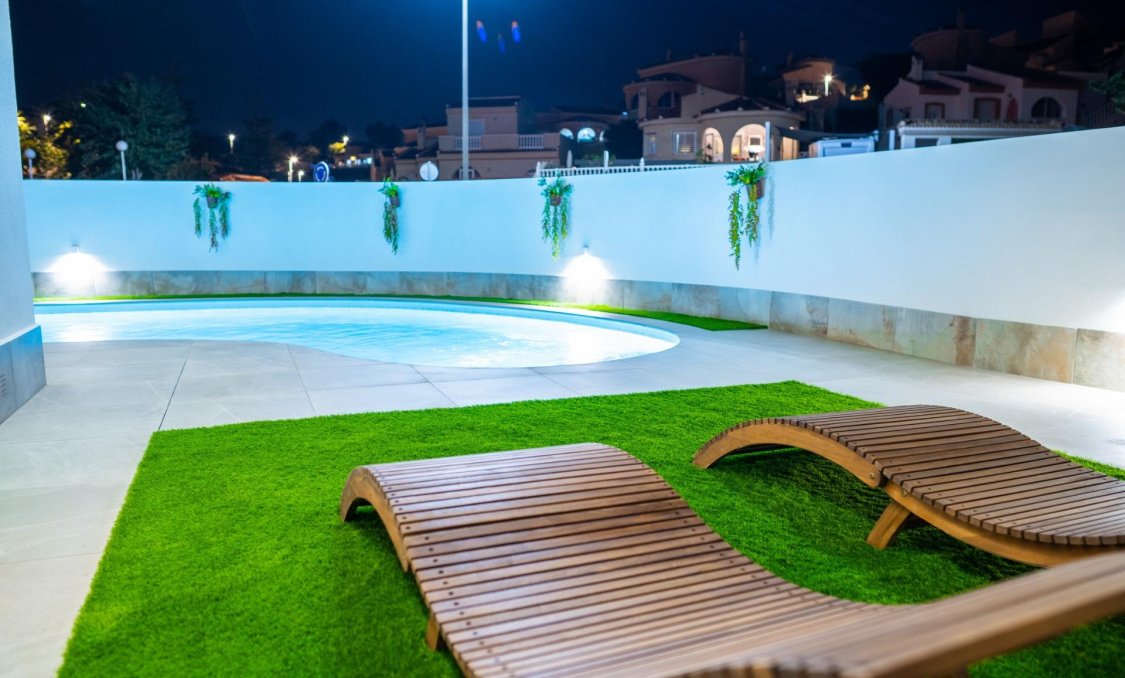 Nowy budynek - villa -
