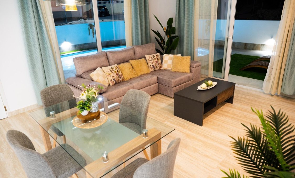 Nowy budynek - villa -
