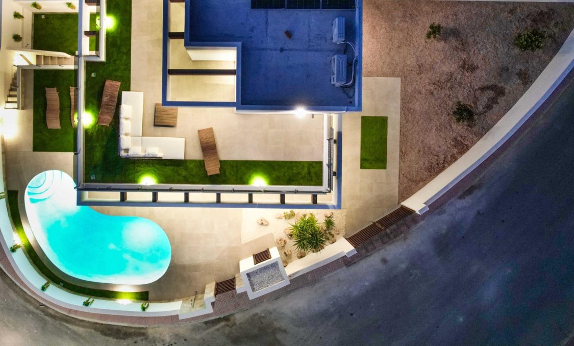 Nowy budynek - villa -
