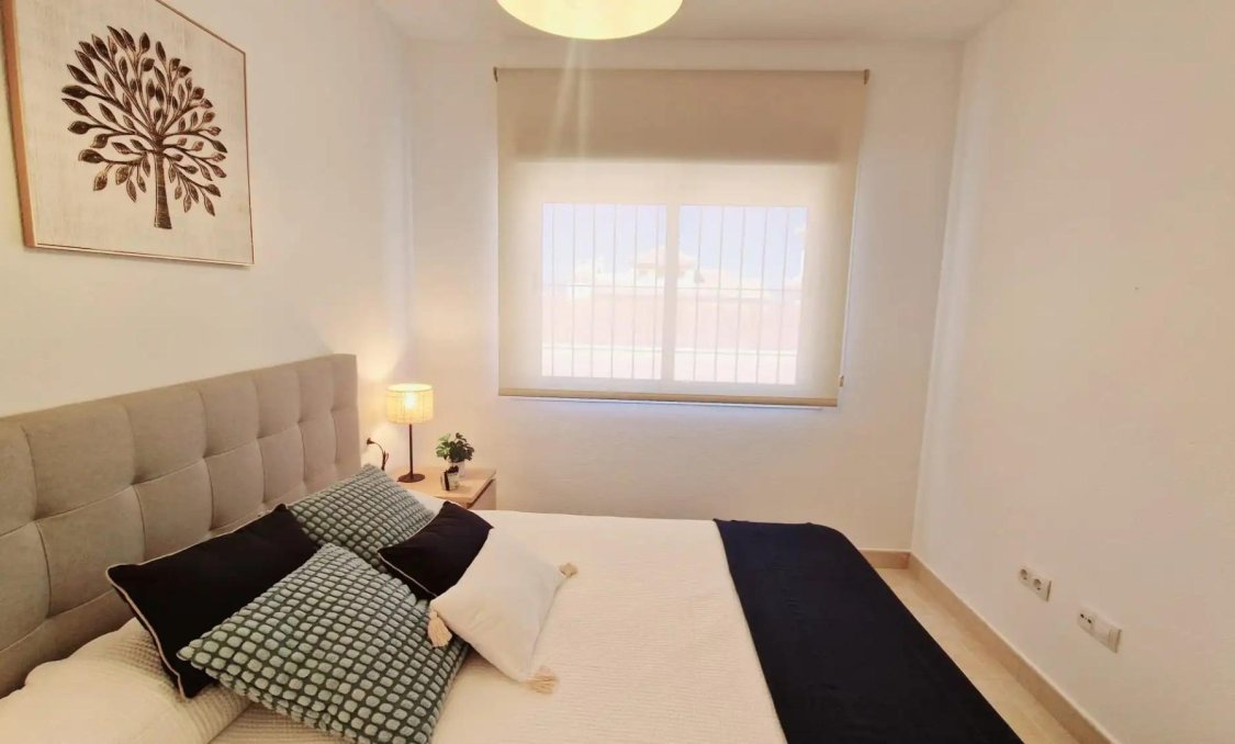 Nowy budynek - villa -
