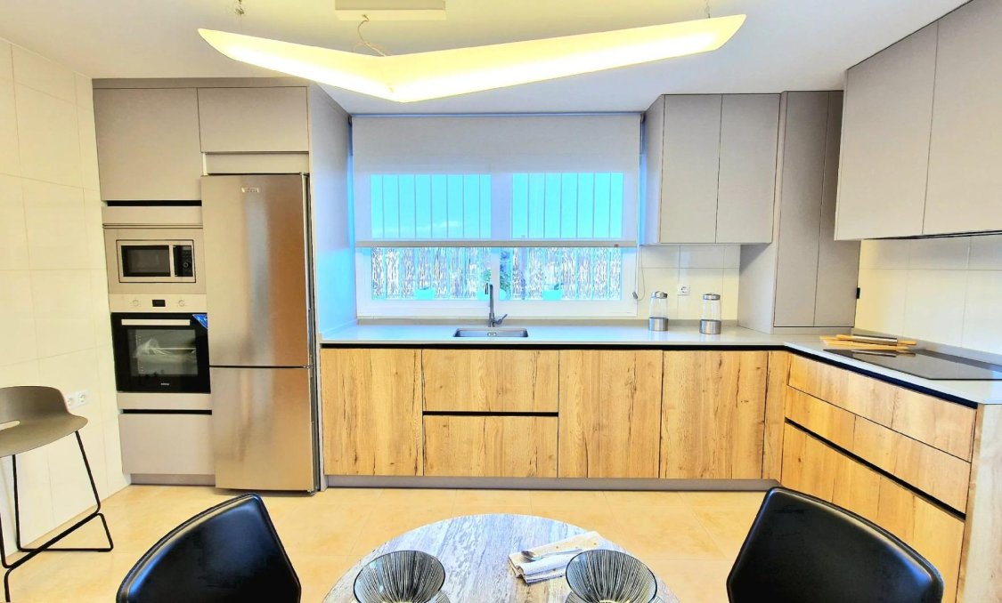 Nowy budynek - villa -
