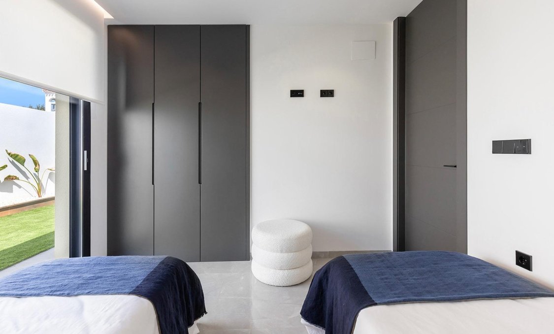 Nowy budynek - villa -
