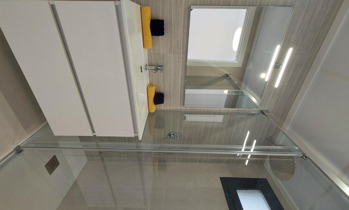 Obra nueva - Ático -
