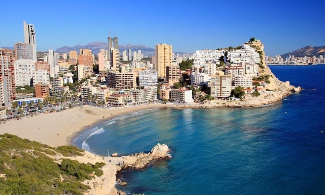 Obra nueva - villa -
