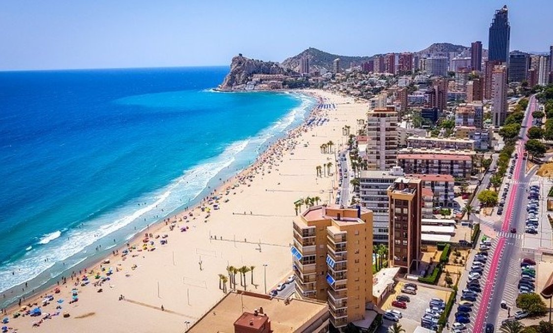 Obra nueva - villa -
