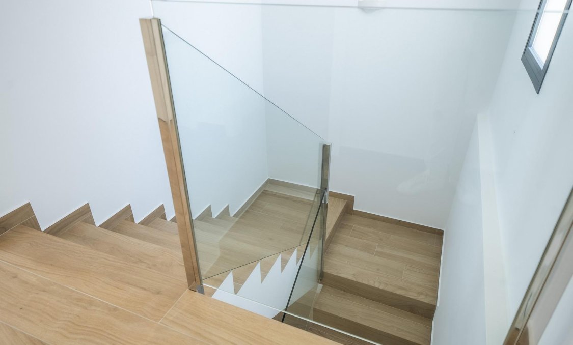 Obra nueva - villa -
