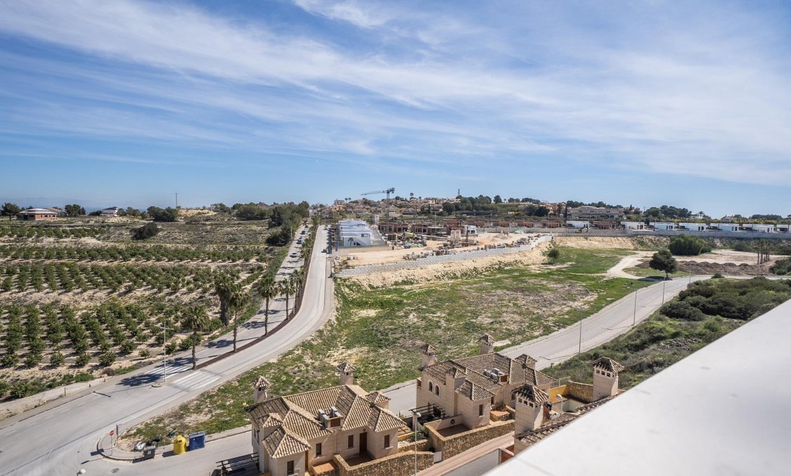 Obra nueva - villa -
