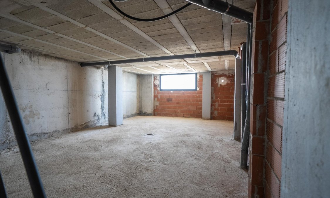 Obra nueva - villa -
