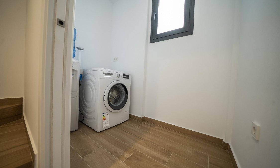 Nowy budynek - villa -
