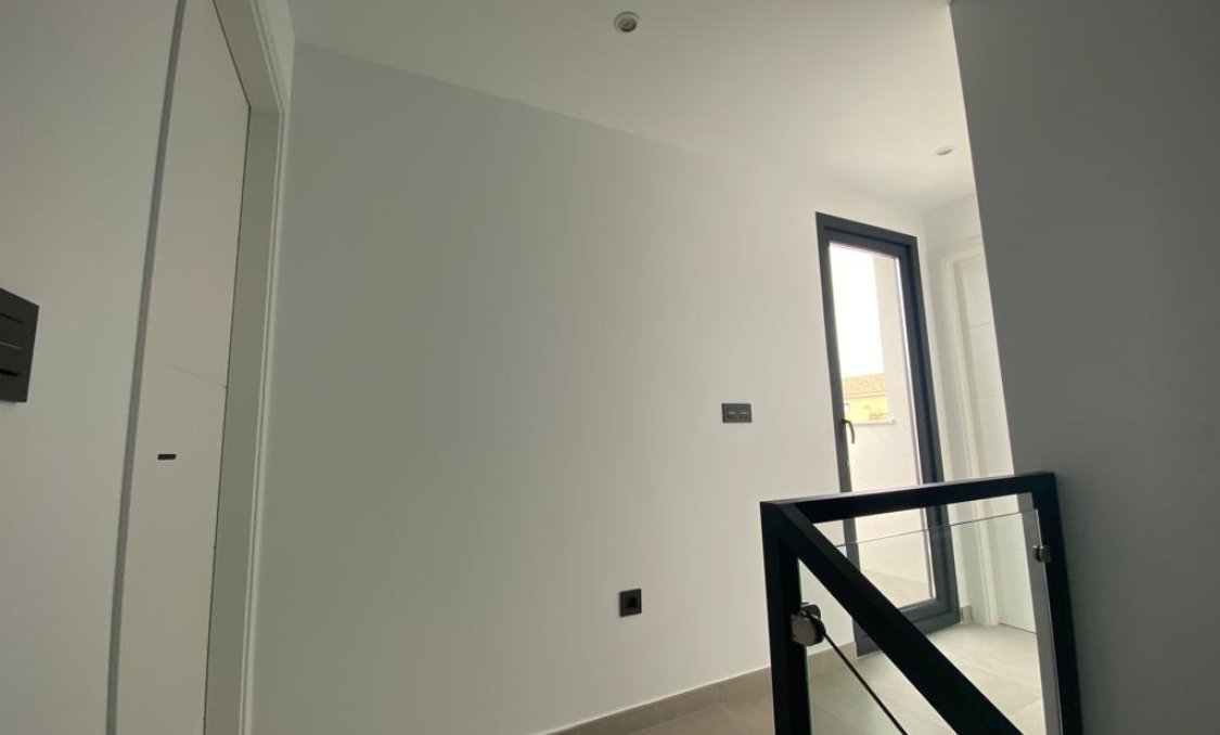 Nowy budynek - villa -
