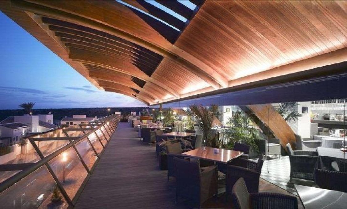 Nowy budynek - villa -
