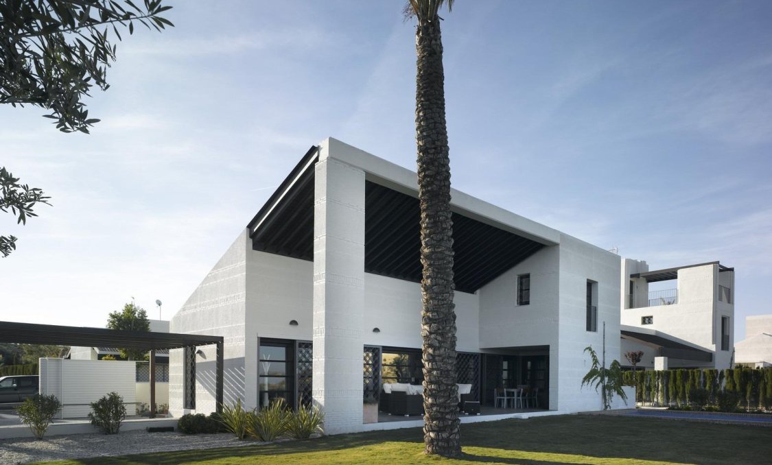 Nowy budynek - villa -
