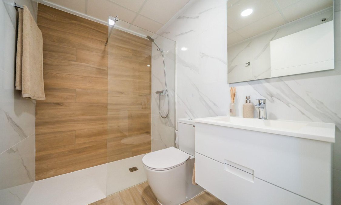 Nowy budynek - Top Floor Bungalow -
