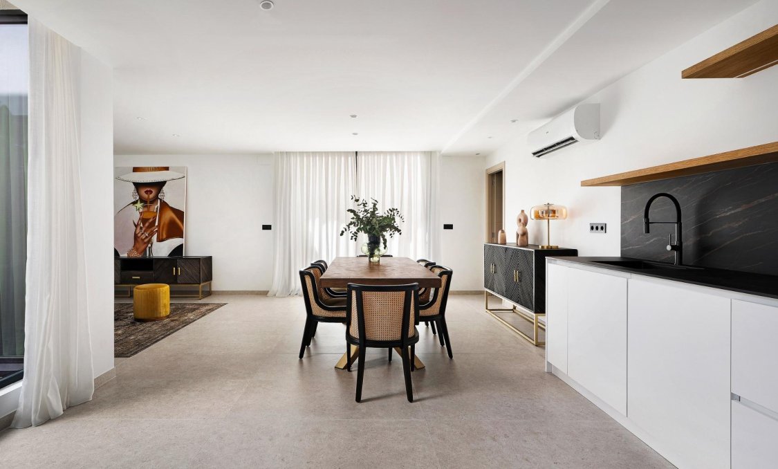 Obra nueva - villa -
