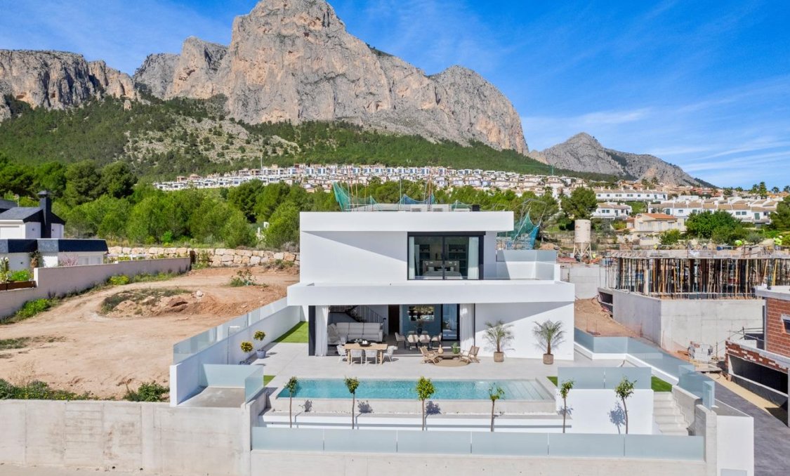 Nowy budynek - villa -
