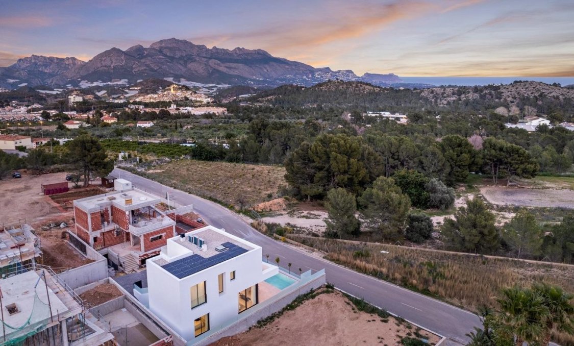 Nowy budynek - villa -
