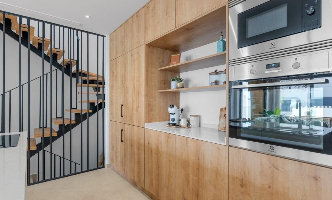 Nowy budynek - town house -
