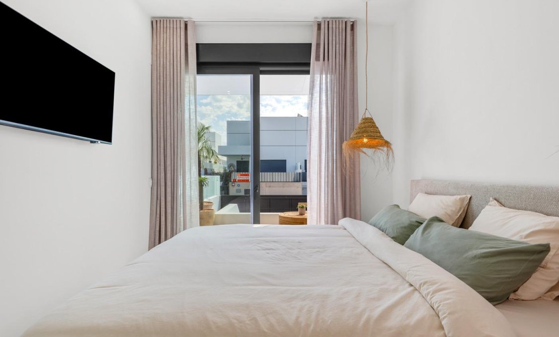 Nowy budynek - town house -
