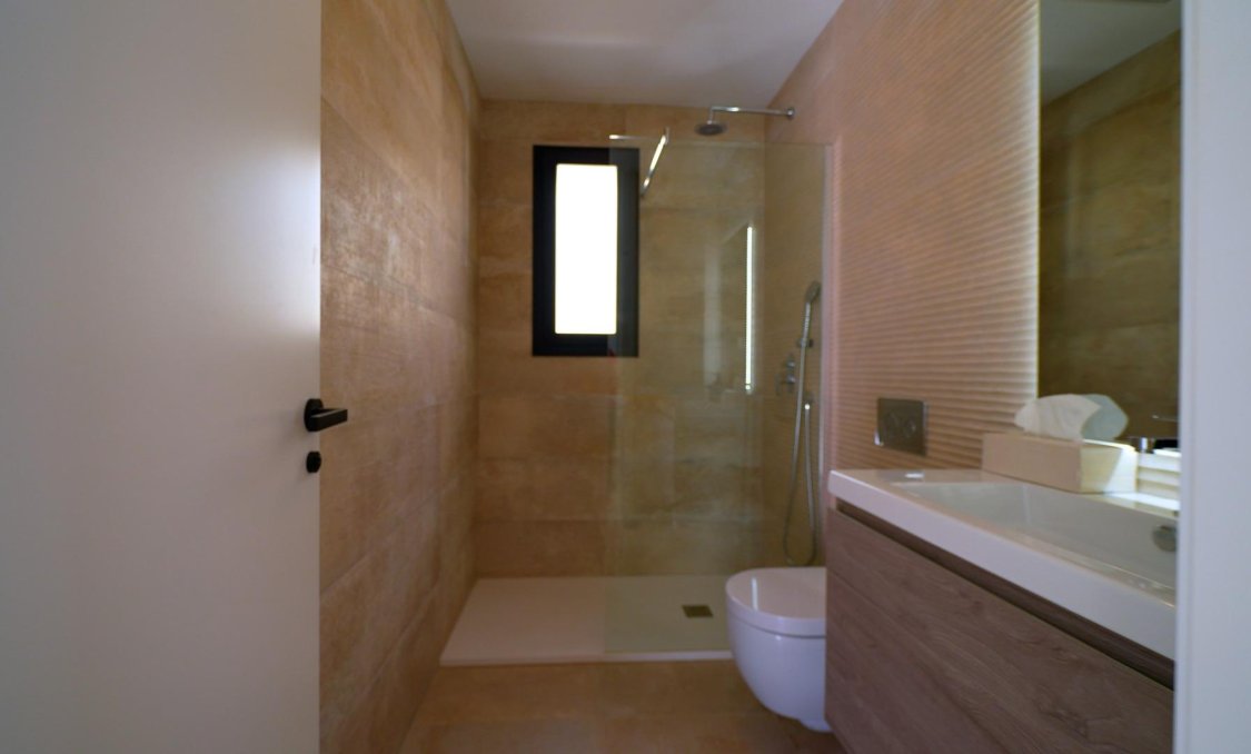 Obra nueva - villa -
