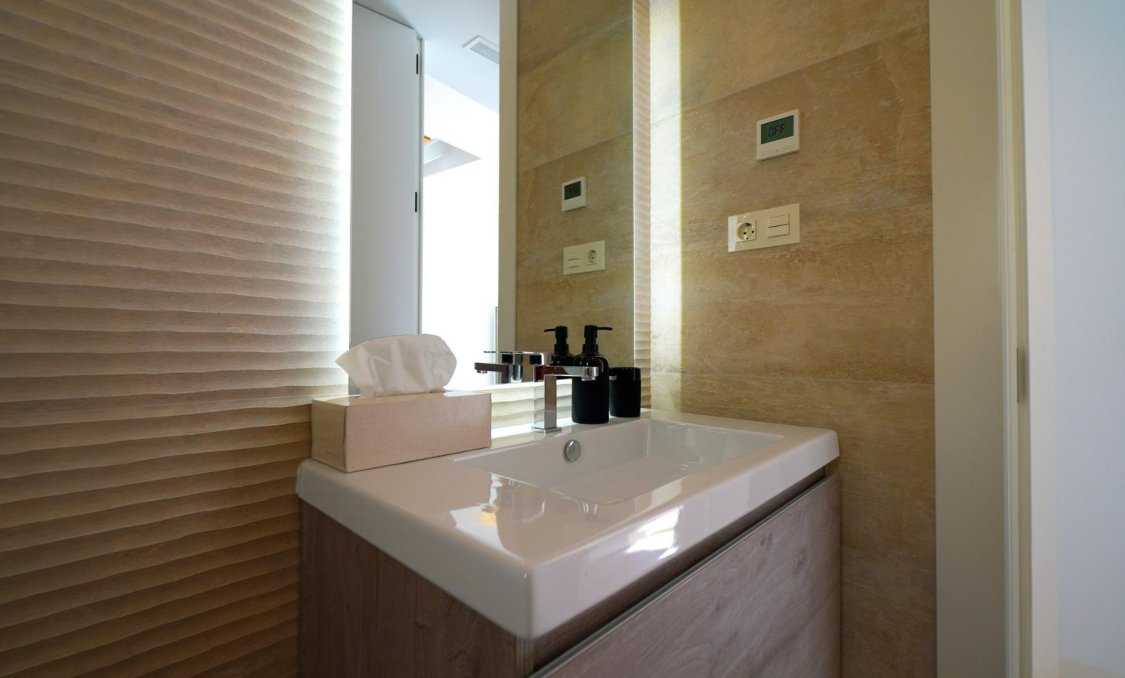 Obra nueva - villa -
