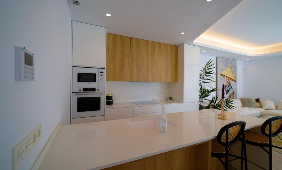 Obra nueva - villa -
