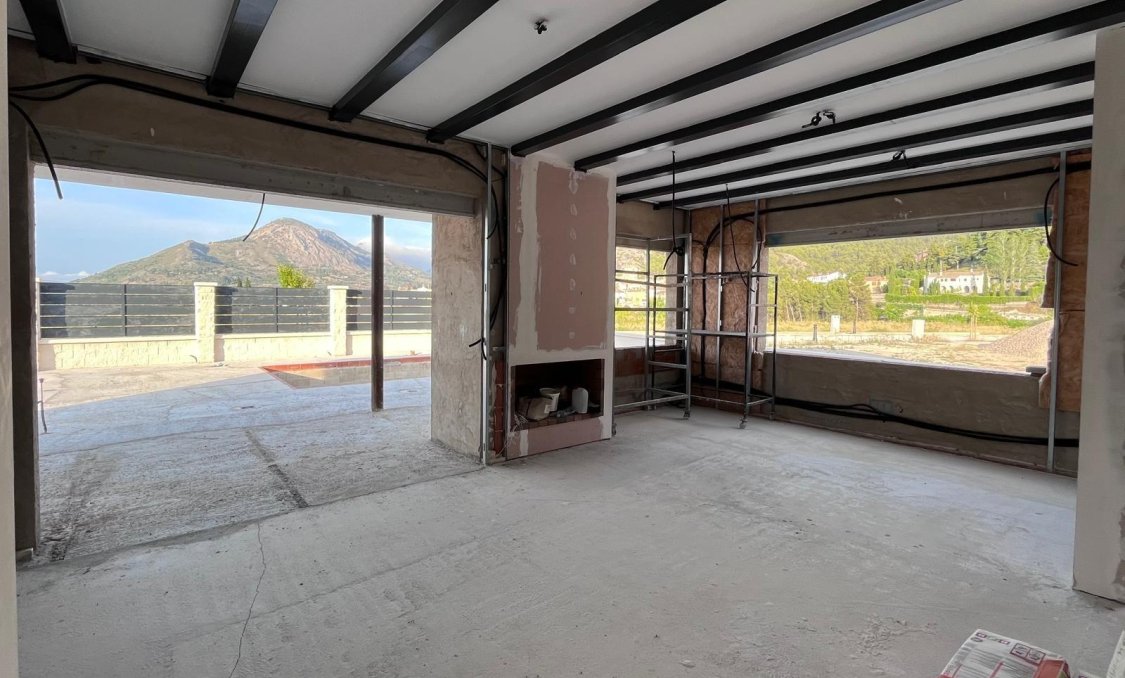 Obra nueva - villa -
