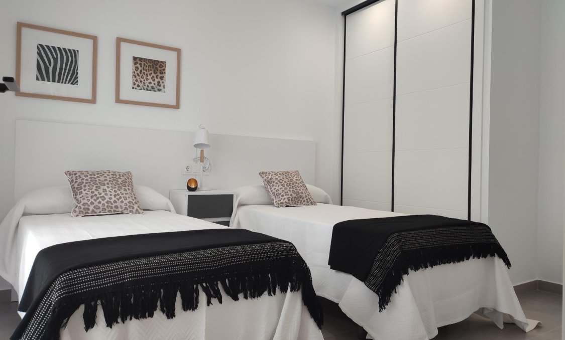 Nowy budynek - villa -
